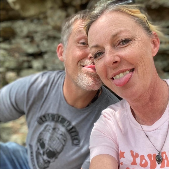 Hi everyone, great to be here, - Picture 2 of 6